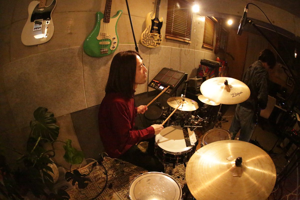 department2020's tweet photo. 【from Studio KiKi】
12月のマンスリーゲストとしてavengers in sci-fiが登場。
おそらくキキスタ史上最もラウドなライブ！

📺avengers in sci-fi "Dune"
https://t.co/fwiCXGQz2G https://t.co/xbcjqJksjt