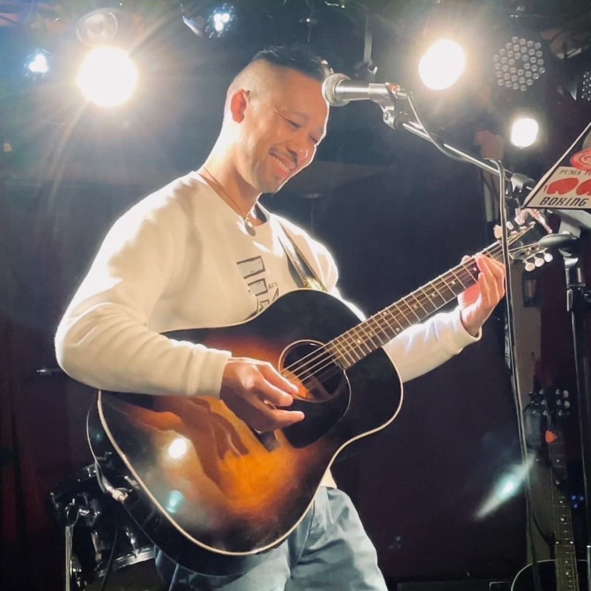 goodpunchgody's tweet photo. 先日発売されたGODYソロアルバムをGood Punch.でも取り扱い開始しました！

GODY渾身の珠玉の1枚となっておりますので是非購入よろしくrock 'n' rollです！

https://t.co/1WClAjBn9L

#thelemonadez
#GODY
#fukumarutunes https://t.co/YPrnFgimBt
