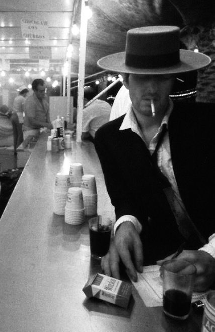sevedmalm's tweet photo. Om en stund eftermiddagspass i Margarinfabriken…när jag bara vill hänga! 😕
#joestrummer #barfly #BarCounter https://t.co/iOiOhFCMZF