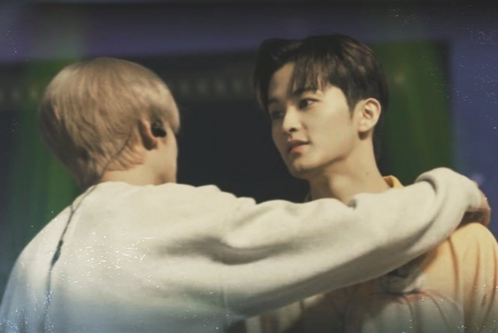 ticmahaetoe's tweet photo. markhyuck, au.

Selaras. https://t.co/QwkSpNeuub