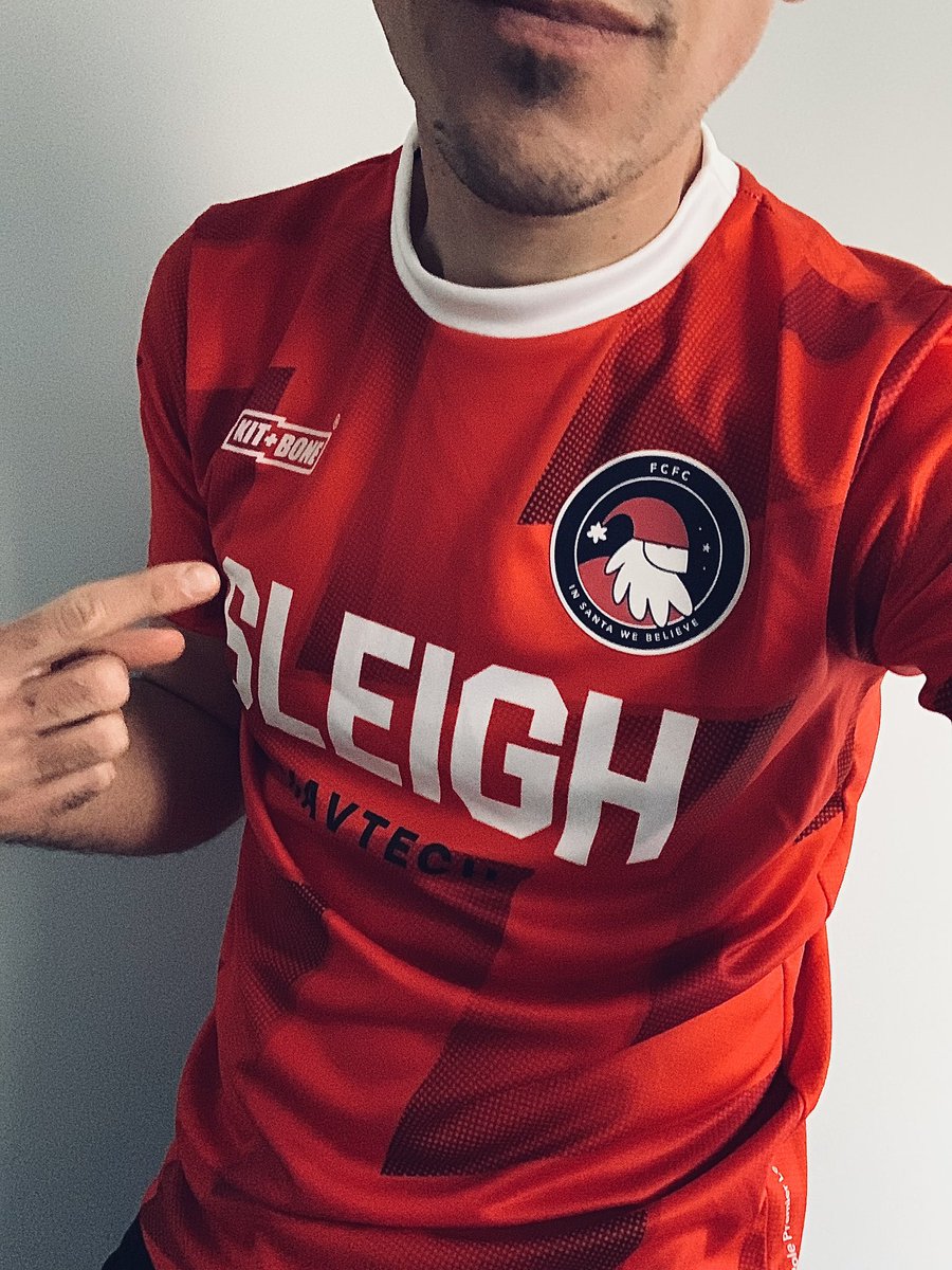 kitandbone's tweet photo. Last day to get free next day shipping on North Pole shirts and donate £5 to the @BobbyMooreFund via @fsfcUK while you’re at it.

We have very limited stock left across the North Pole range, use code ELF10 to net your favourite frosty footy team’s shirt.

https://t.co/4HLOoArDoS https://t.co/fO9sRL7JqY