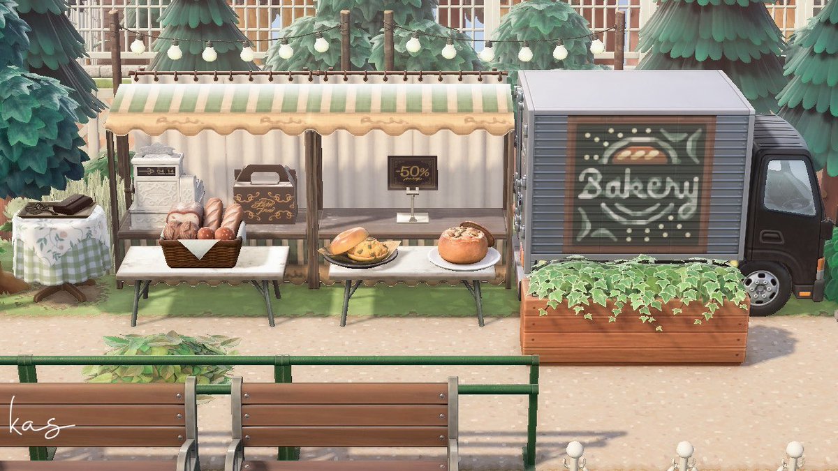 morimori_kas's tweet photo. 公園横の移動販売車🚚

#acnh #AnimalCrossing #あつ森 https://t.co/8vHRZ2saUu
