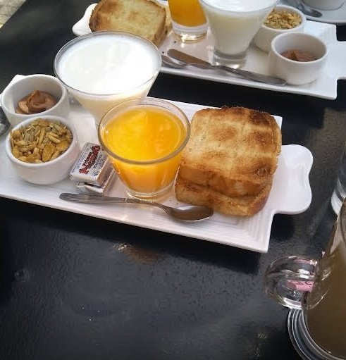 Prof_chavi's tweet image. Buen día, renovando energías para hoy! 💙⚽💙

😘