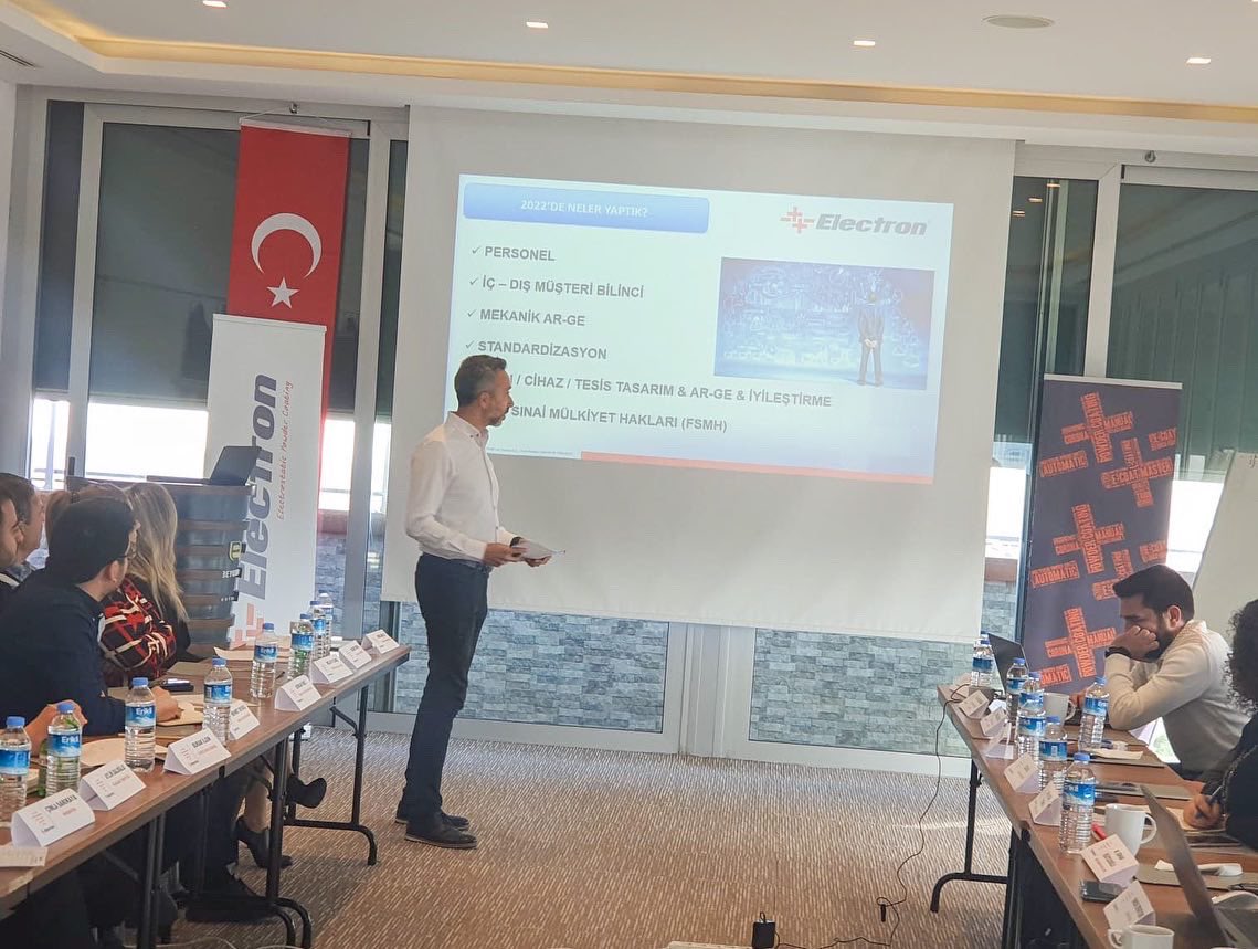 Electron tweet media