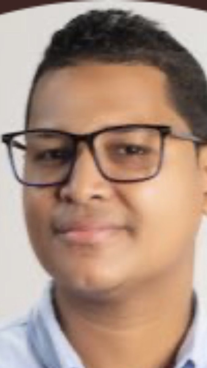 comewithdaddy's tweet image. Pana pero usted es gay, una comadre