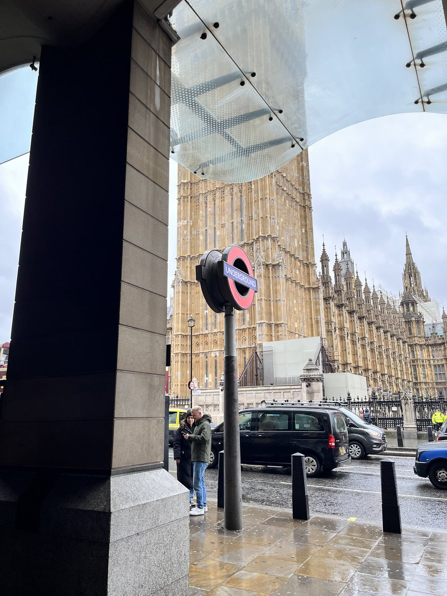 CarryStrategy's tweet image. Let me in!!