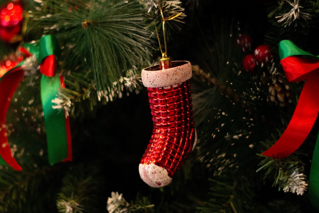 Last orders! It’s your final chance to stock up for the season’s celebrations. Order by 6pm today for guaranteed UK delivery in time for Christmas: 

frw.co.uk/campaign/chris…