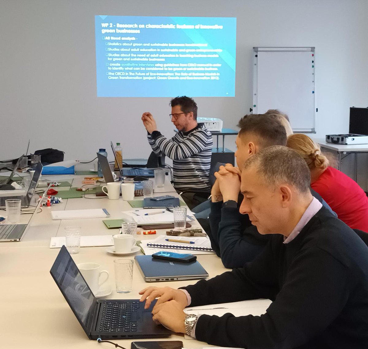 ied_europe's tweet photo. 🟢The #kickoff meeting of our new #EUproject #InnoGreen was successfully held in 🇦🇹 Vienna. The partners presented the financial aspects, the dissemination responsibilities, as well as the upcoming tasks.
🙌 We are looking forward to the #InnoGreen future!
#iED #ErasmusPlus https://t.co/89VsfRt5VM