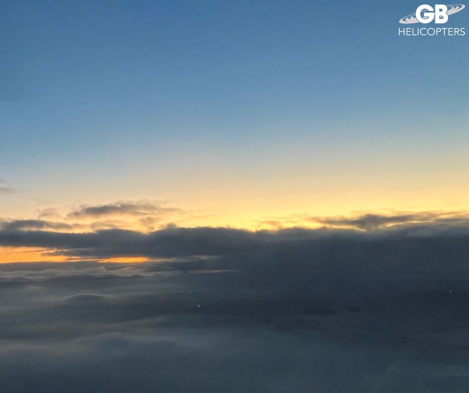 GBHelicopters's tweet photo. Beautiful views when flying above the clouds ☁️🚁
#Helicopter #Aviation #FlyingThroughtheClouds #Clouds https://t.co/EbFr28PPfu