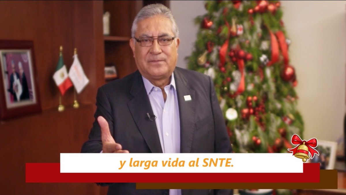 SnteNacional's tweet photo. 🎄 MENSAJE 🎄
Mtro. Alfonso Cepeda Salas #SNTE 📚 

En estas fechas reafirmemos los valores que nos unen como familia 👪 y la unidad como magisterio 👨‍🏫 Que bienestar✔️ y prosperidad✔️ imperen en los hogares 🏡

#FelizNavidad 🎄
#FelizAñoNuevo 🗓️
Video 👉 https://t.co/nbSLnKIC8x https://t.co/jbA3z9ZE57