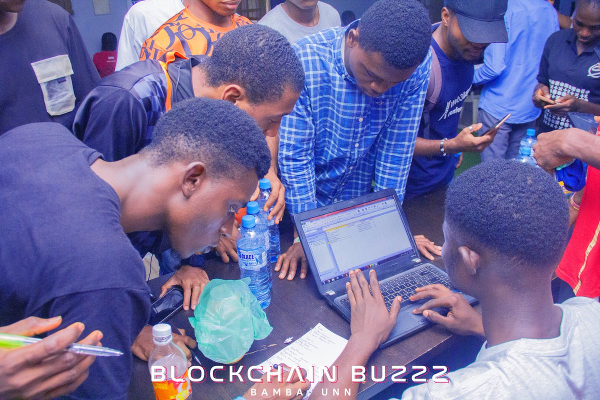 Devchiemerie's tweet photo. We equally onboarded some college students to the $SCRT agent program, onboarded some devs to the secret university, and teach the college students how to navigate around @StashhApp. All thanks to @BambaGlobal for organizing a such an amazing event. #privcay #cosmos #blockchain https://t.co/dj4CAZitHa