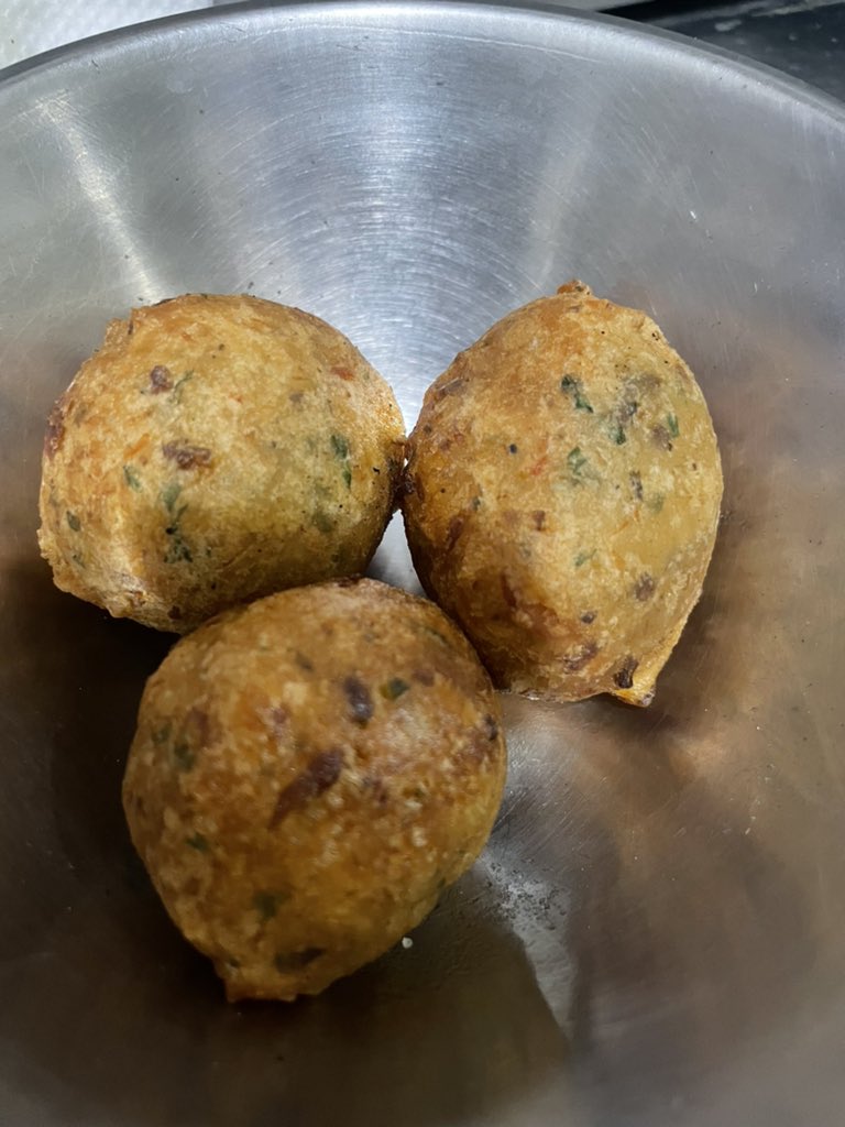 ackeetreecurry's tweet photo. Fish Cakes getting ready to be served … @ackeetreecurry … where we’re more that just great Roti. +1-246-232-0555 https://t.co/2e59hYdQ2h