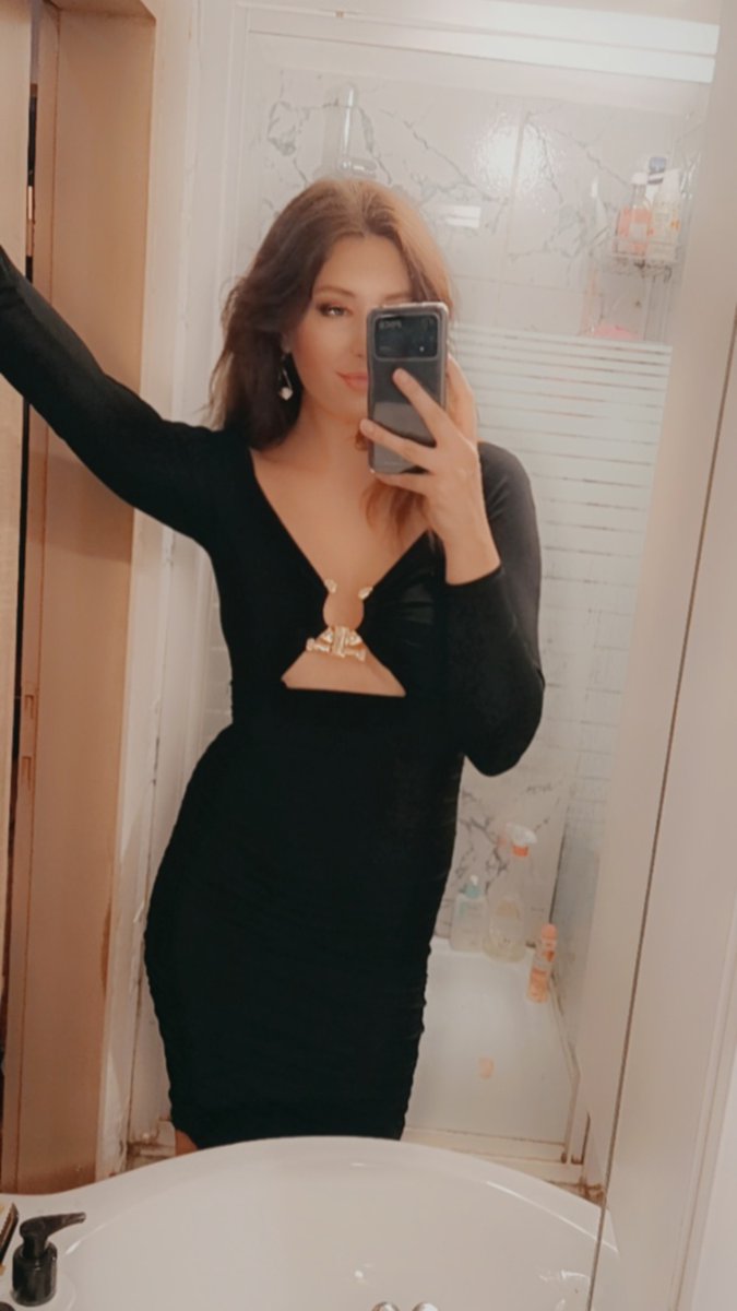 Goddess Rose tweet media
