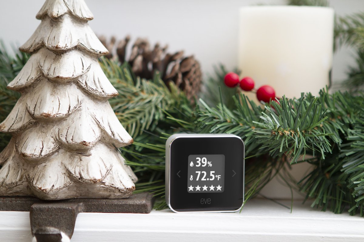 meeteve's tweet photo. Healthy living is superior gift-giving. Let your loved ones always be on the lookout for harmful volatile organic compounds (VOCs) and know when to ventilate whenever air quality is below your ideal standard as shown with the star rating on #EveRoom.
https://t.co/ppn5gM48I8 https://t.co/wmuRFRU9Ct