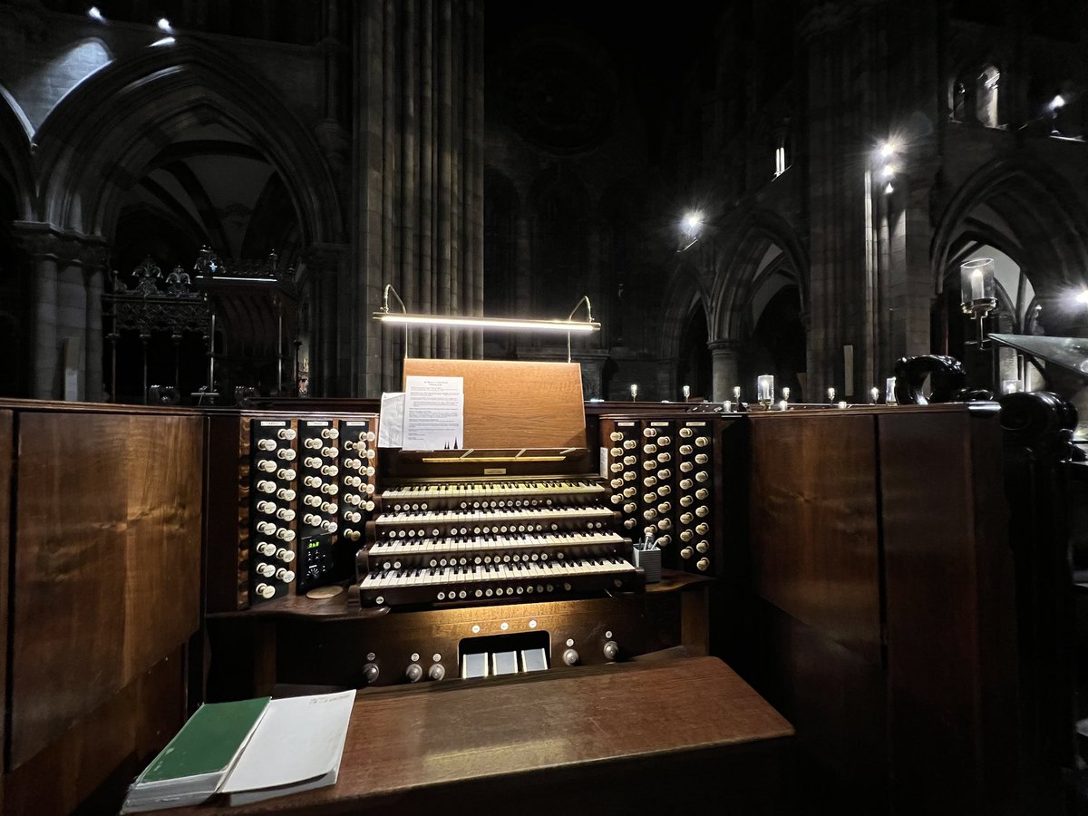 Here again, playing for a memorial service. Since its rebuild two years ago, the more I play it, the more I think that this is one of the finest organs in the UK. It's like sitting in your favourite armchair and it sounds fabulous! <a href="/StMarysCathEdin/">St Mary's Cathedral</a>