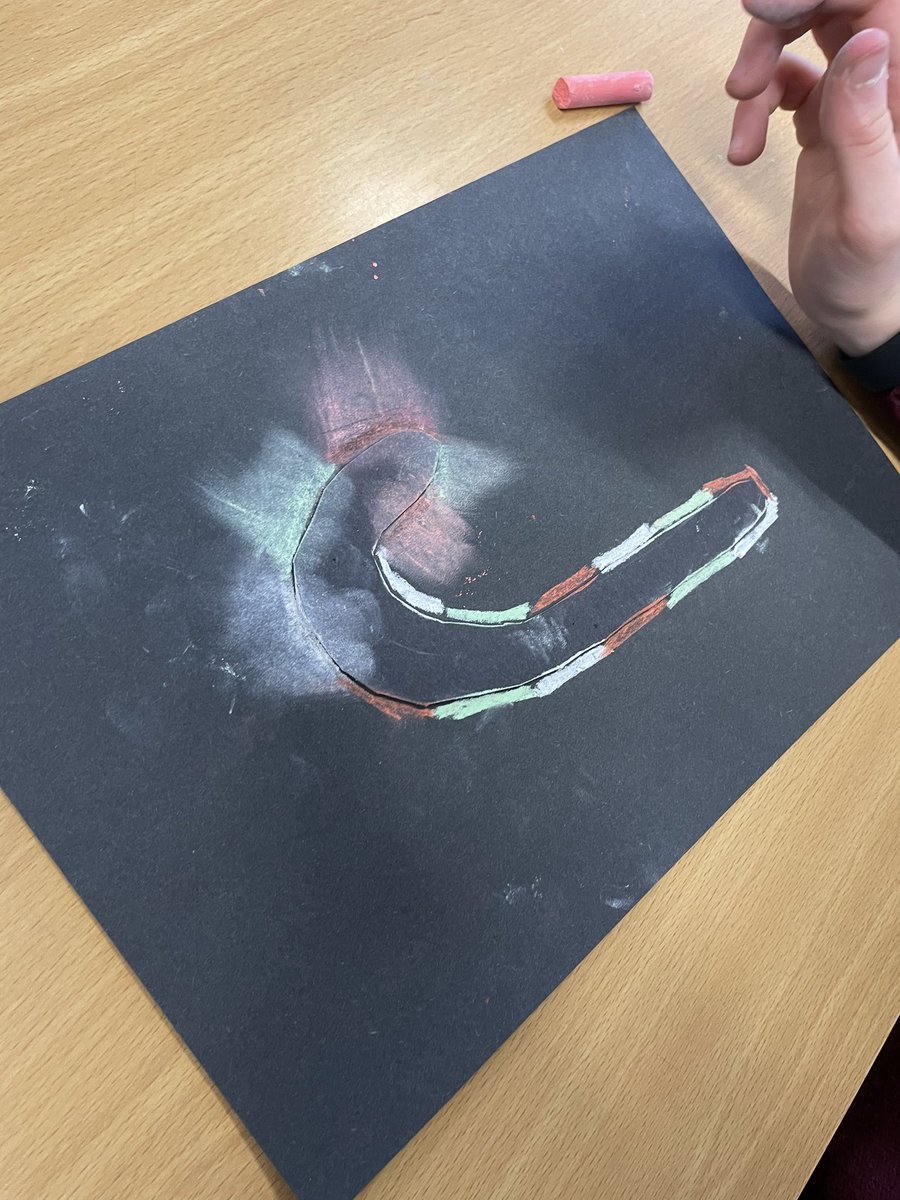 MissLunn4's tweet photo. Some lovely pieces of artwork created by P6 last week using their own Christmas template design and chalk pastels. @stdavidsPS_ELC https://t.co/yP38AoZgB2