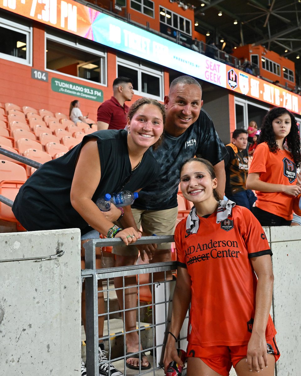 Houston Dash tweet media