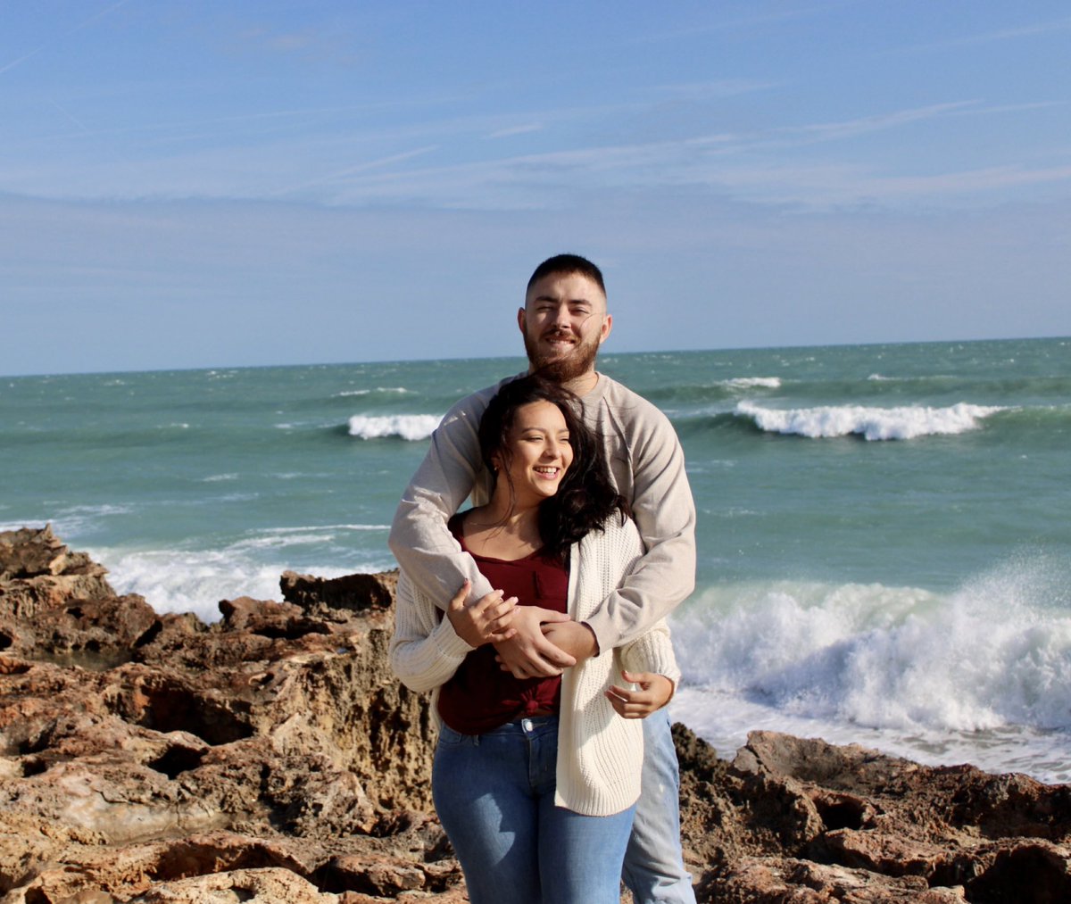 kmejia7's tweet photo. I will love you "Until the sun rises in the west and sets in the east, until the rivers run dry and the mountains blow in the wind like leaves. ♥️ https://t.co/rluAtPWXN4