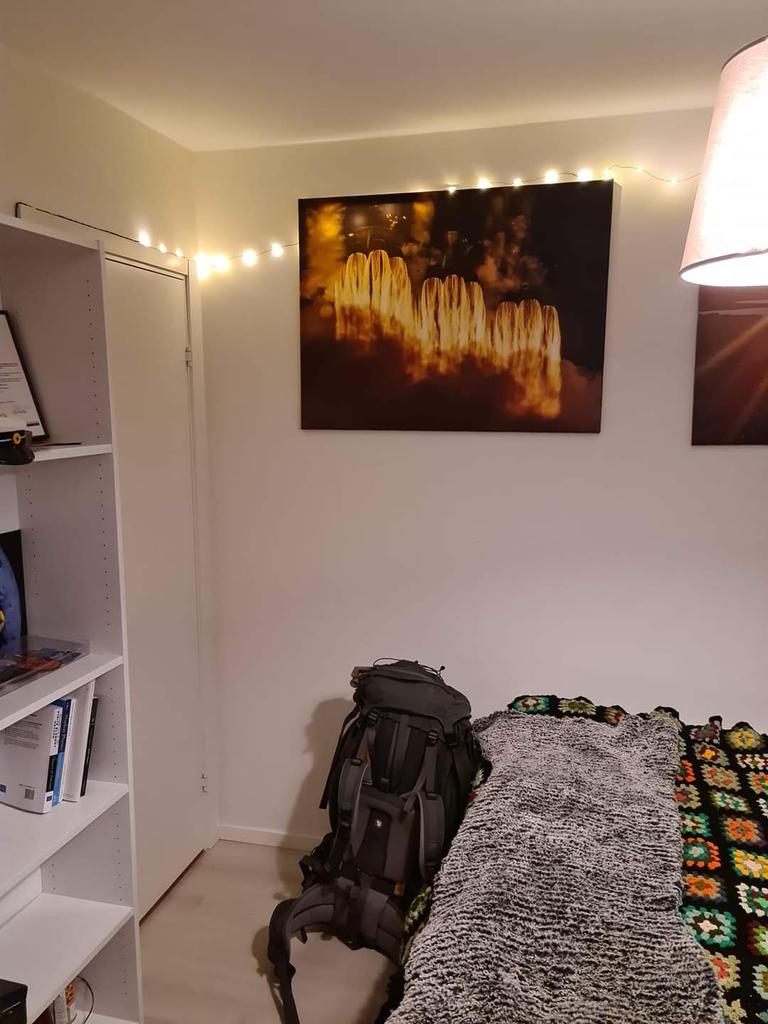 wallinderish's tweet photo. Bli min roomie!
Ledigt rum i lägenhet under början av terminen

Från början av januari till slutet av februari finns det möjlighet att hyra ett rum i min lägenhet med tre rum och ett kök/ vardagsrum på Hippocampus, Norra Fäladen.  1/2 https://t.co/uW4L7fAadg