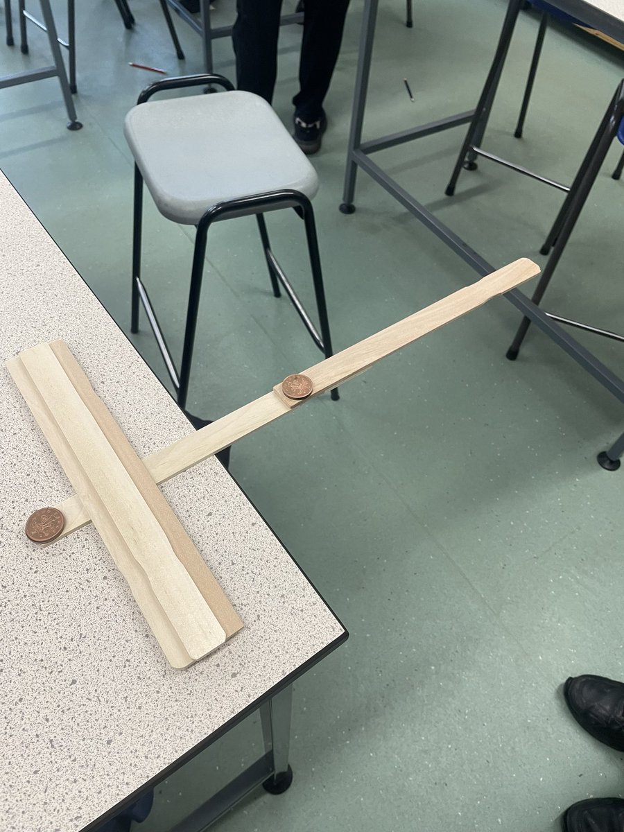 StKentsSci's tweet photo. Today saw some of our S3 Physicists begin the “cantilever challenge” from bear Scotland as part of their Stem work with local schools. Learners had great fun seeing who could extend the furthest while counterbalancing #STEM #BEARScotland #learningincontext https://t.co/VnABTfOHQt