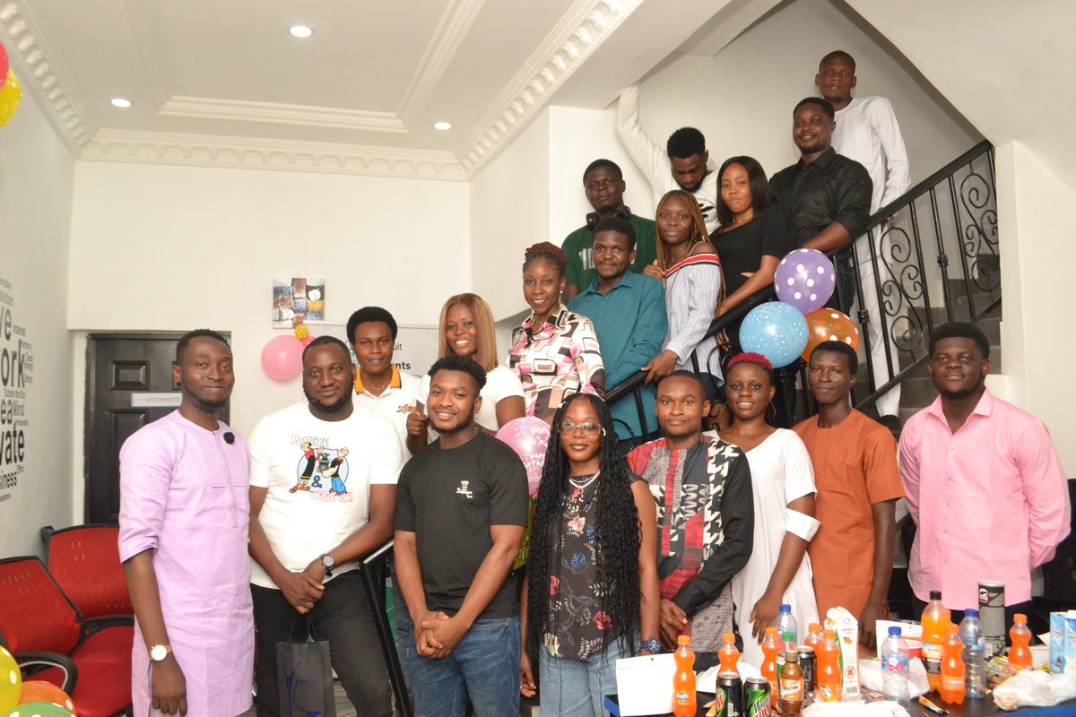 DevcenterAfrica's tweet photo. It has been an amazing year for us @DevcenterAfrica
A big thank you to every team member who has made this happen and to our esteemed clients.
We love you.
Thank you for making 2022 amazing.
#partnerships #opportunities #devcenter #software #coder #website #digitalmarketing https://t.co/jPBrTx2nto