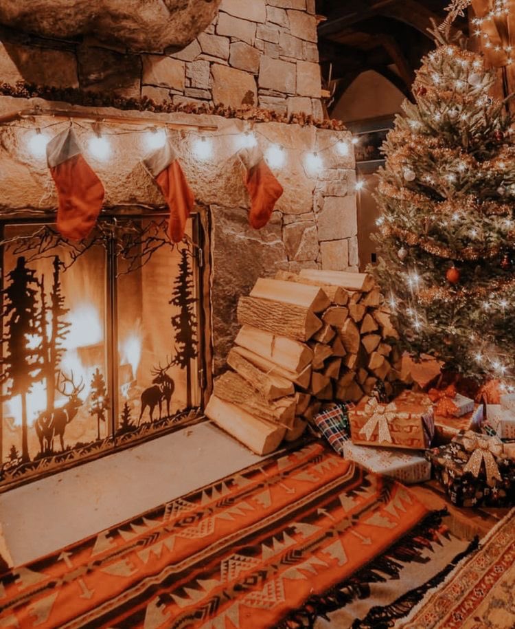 siblings_kim's tweet photo. All I want for Christmas is youuu 
I hope you all have an amazing Christmas weekend - Zeus 

#midnightmodels https://t.co/wPmZslAEkh