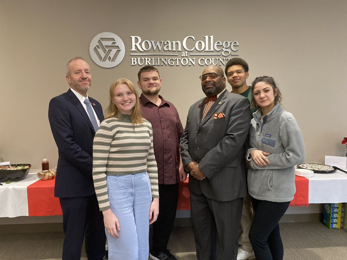 RCBCPresident's tweet image. Last week, I had the privilege to connect with @RCBC_SGA (Student Government Association), Board Chair Dr. Charles Wright, county commissioners, trustees and more. #choosercbc @RowanBurlington