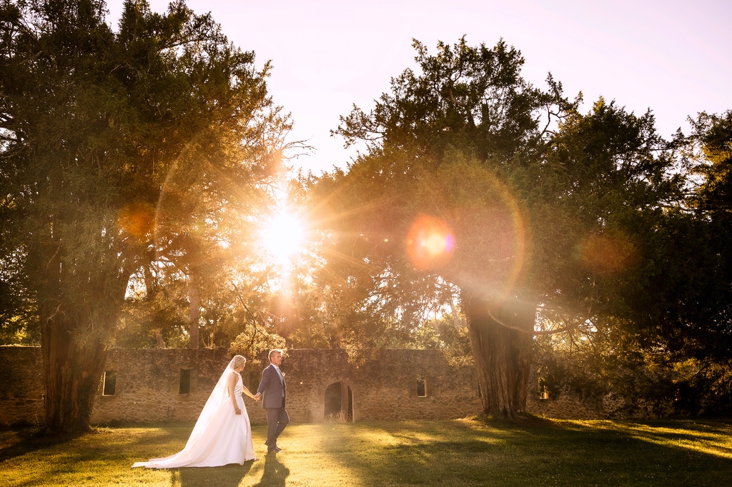 PCPHOTOGRAPHIE's tweet photo. Beautiful light on a beautiful couple with Kain &amp; Kim
@chateaudelaligne⁠

https://t.co/nYvGs3CCOy https://t.co/GcO0Wd7iem