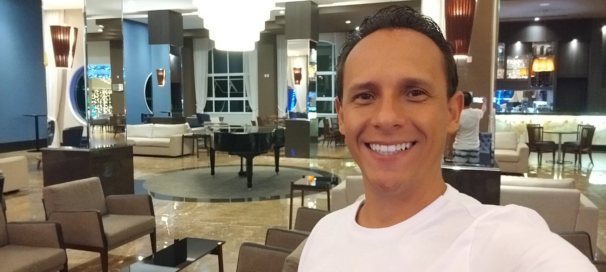 Paulo7983's tweet photo. Objetivo alcançado! Férias em família! https://t.co/4KGOfYejlx