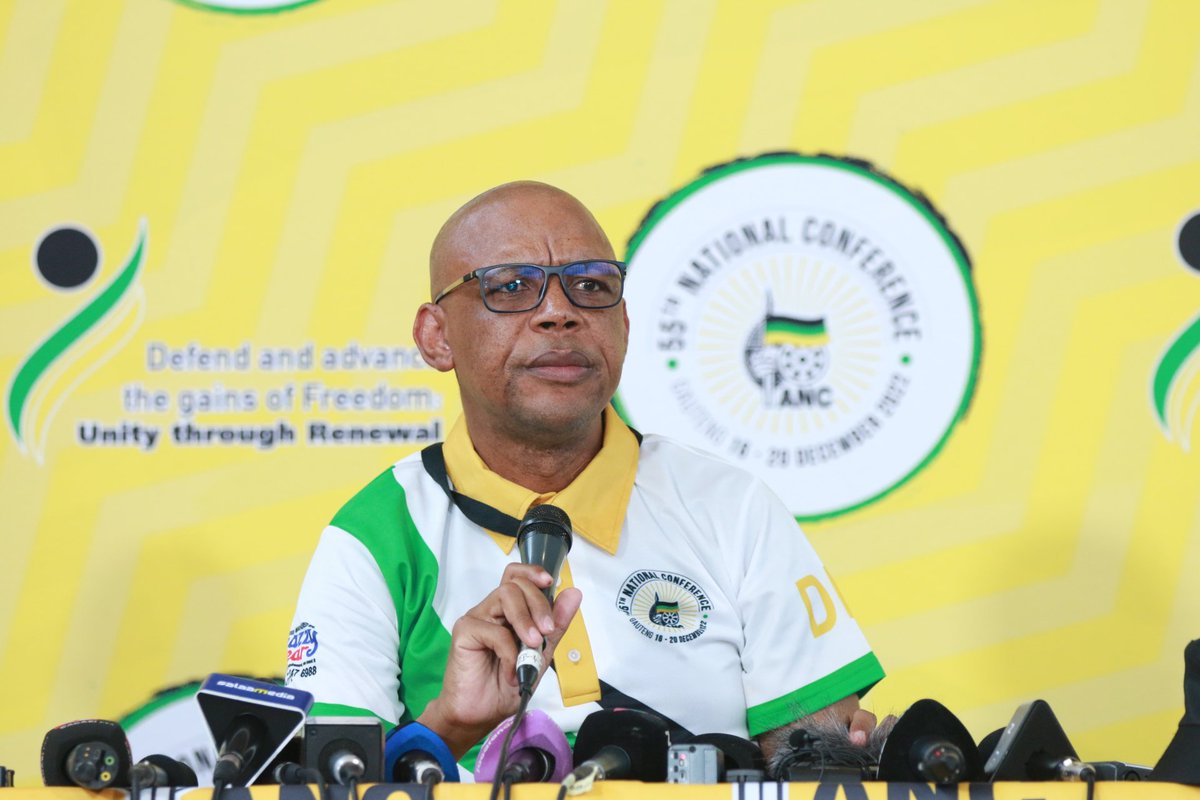 joy_zelda's tweet photo. Who Would You Vote for As National Spokesperson

Retweet for Mdumiseni Ntuli 
Like for Pule Mabe 
#CR22 Ubuyile President Cyril Ramaphosa Zuma Thabo Mbeki Paul Mashatile Gwede Mantashe Fikile Mbalula Nasrec Ankoles Nomvula Mokonyane Lindiwe Sisulu Zweli Mkhize ANC in 2024 #ANC55 https://t.co/zVX2axWjK6