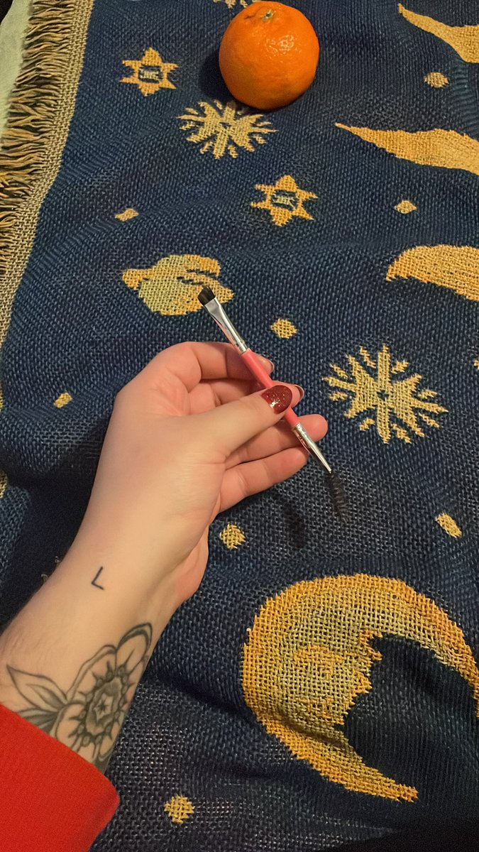 eggybread_'s tweet image. nah guess who the fuck i just found