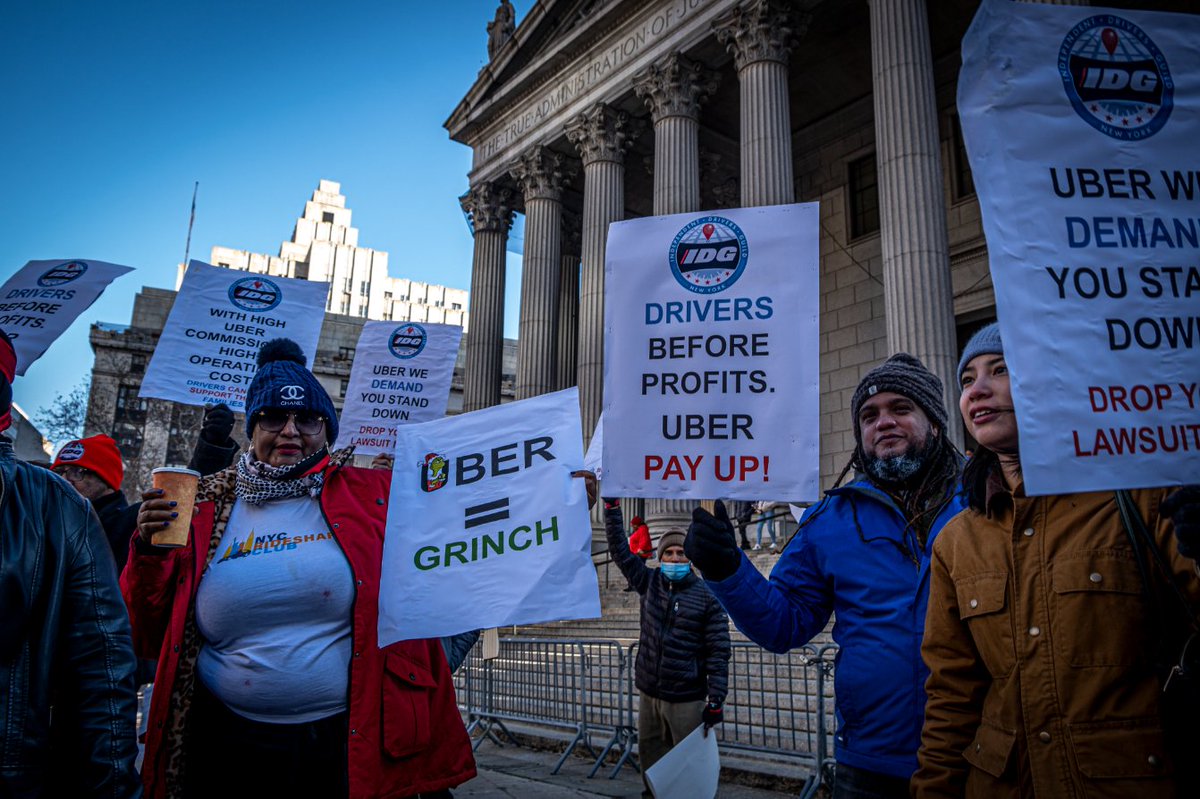 katieg_photog's tweet photo. Images from a Uber driver press conference for fair pay raise during the 24 hour boycott.
#fairpay #uberboycott #uberdriver #peopleoverprofit
@NYTWA https://t.co/7j9rj7PVsE