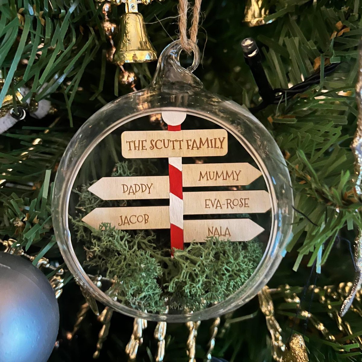 SmileHeartKiss's tweet photo. Loving the pics and feedback. Looking forward to seeing these in the etsy store next year! #Christmasdecor #baubles https://t.co/rOqkDgMZV5
