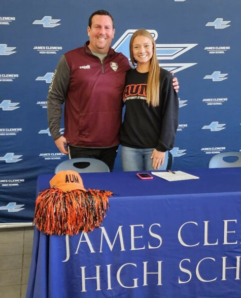 COMMITTED FOR 2023! Congrats to @EmmaPlummer19 for committing to play soccer at 
@AUMWarhawksWSOC 

Emma plays for our Girls 04 Showcase/DPL & WPSL U21 teams! Go Warhawks!

#northalabamasc #nascproud #playwiththebest #provenpathway #WeAreAUM @DP_League @AUMathletics @GulfSouth