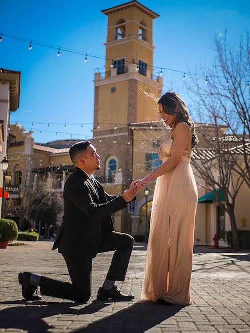 WeddingsAOTW's tweet photo. Proposal trends 2023 you should use if youโre about to pop the question https://t.co/SfhqlkrwNz
#proposaltrends2023 #proposaltrends #popthequestion #propose #proposal_on_rooftop #rooftopproposal #weddingvendors #jointproposal #proposalprep #wedding #weddingsallovertheworld https://t.co/etk1y2OMwv