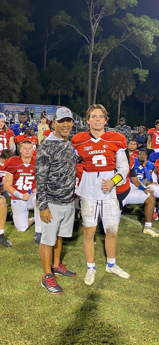 CoachMendoza13 tweet media