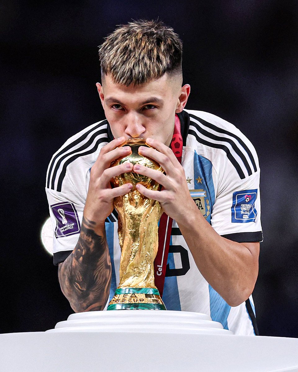 "𝙃𝙚'𝙨 𝙩𝙤𝙤 𝙨𝙢𝙖𝙡𝙡 𝙛𝙤𝙧 𝙩𝙝𝙚 𝙋𝙧𝙚𝙢𝙞𝙚𝙧 𝙇𝙚𝙖𝙜𝙪𝙚." 🤫