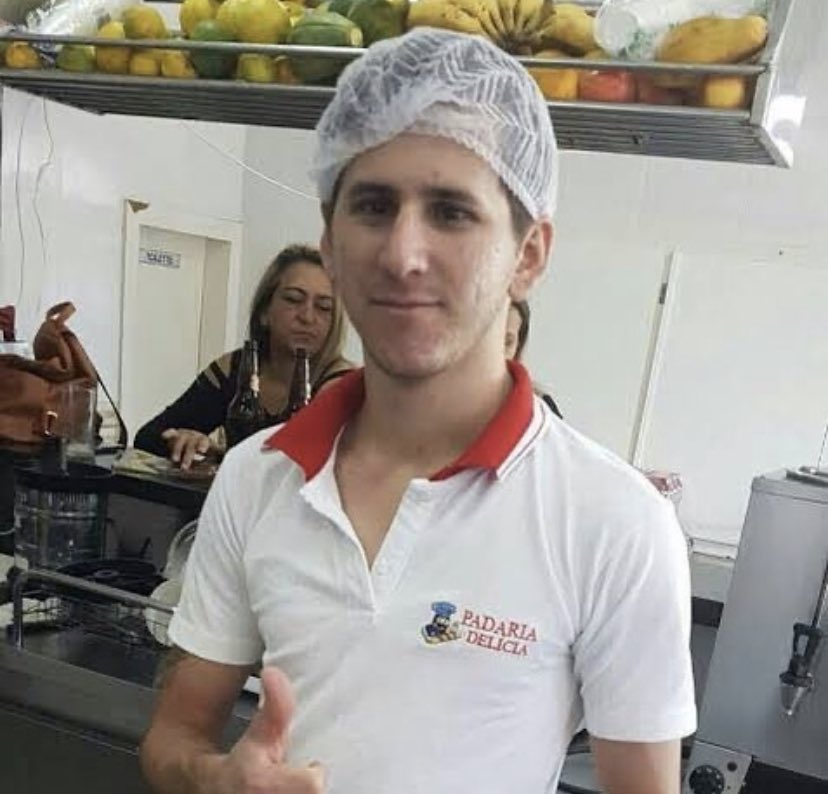 barcelodadepre's tweet photo. Ele sempre acreditou nos próprios SONHOS! #messi #meressi https://t.co/TD9YQnnYSE