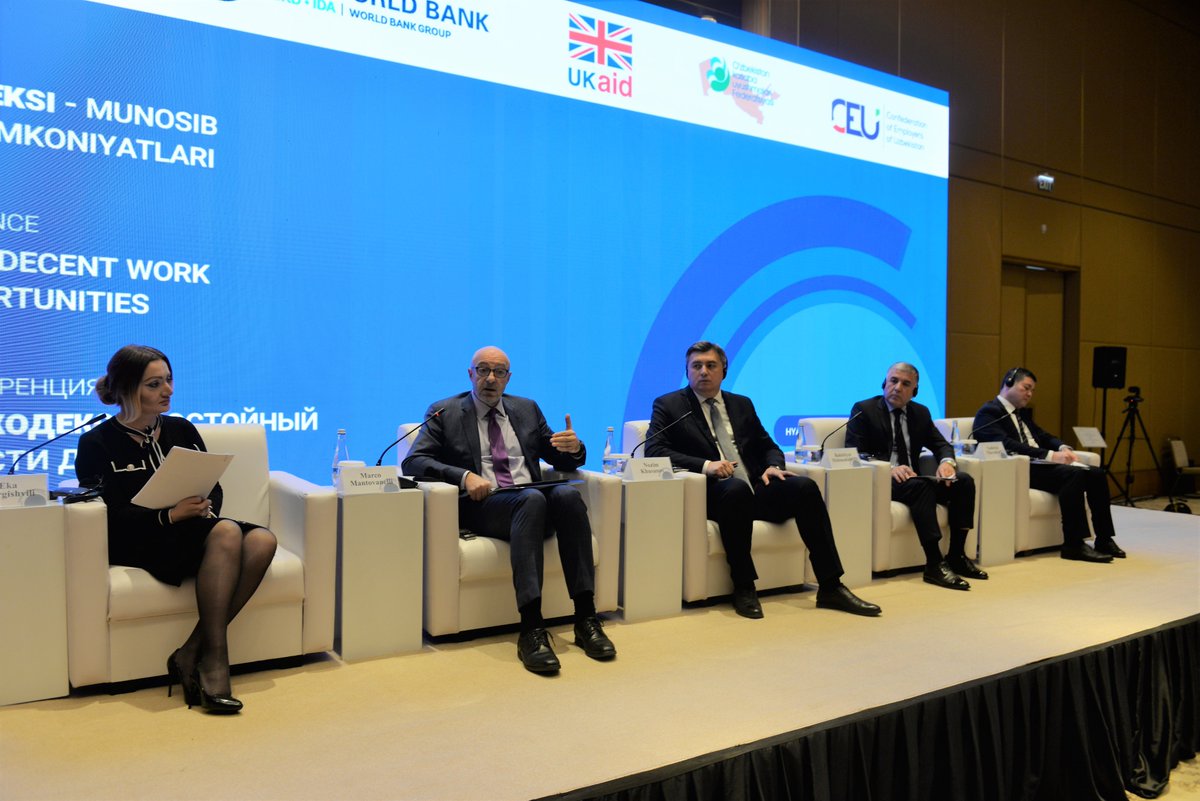 mmantovanelli1's tweet photo. @WorldBank welcomes adoption of new #Labor Code in #Uzbekistan🇺🇿 based on intl standards better protecting rights of employees, including #women, #PWDs, &amp; #youth, contributing to #privatesector #growth &amp; new jobs. We will support @Uzb_MinLabour in its implementation. #EGED #UKAid https://t.co/oCwyHHIU7A