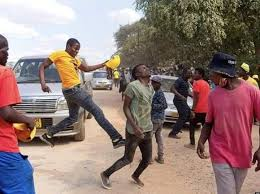 MachingaSandra's tweet photo. Because of this and other issues, @CCCZimbabwe must be stopped from gathering. @MadzivaNehemiah @MulakazuvaL @MandipakaOliver @cde5million @Kingmarozva2 @JrNatiki https://t.co/3KDP5Nh1eI