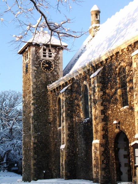 OldDovorians's tweet photo. The #OldDovorianClub, would like to extend the compliments of the season to all members of the #ODClub, pupils, & their parents, members of staff past & present, our followers, as well as those within the #DoverCollege community.
Merry Christmas, and a peaceful & happy 2023. https://t.co/3KAM3al24b