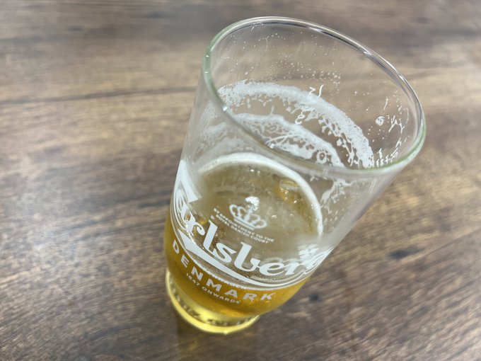 久々に感無量でアルコールを摂取するなどする。 https://t.co/odTpKbPvVo<a href="/tag/%E3%81%AB%E3%82%83%E3%82%93%E3%81%AB%E3%82%83%E3%82%93%E3%81%AB%E3%82%83%E3%82%93%E3%81%AE%E6%97%A5"class="tags"><span>#にゃんにゃんにゃんの日</span></a><a href="/tag/%E7%8C%AB%E3%81%AE%E6%97%A5"class="tags"><span>#猫の日</span></a>