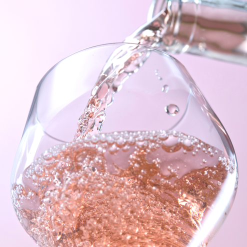 ColioWinery's tweet photo. Bubbly for the soul 🍾
Why not try out Lily Sparkling VQA Rosé for yourself?
SAVE $1 until Jan 1st
NOW $16.95 | Reg. $17.95
#wine #bubbly #sparklingwine #cheers #drinks #colio #rose https://t.co/aV4VebqQmN