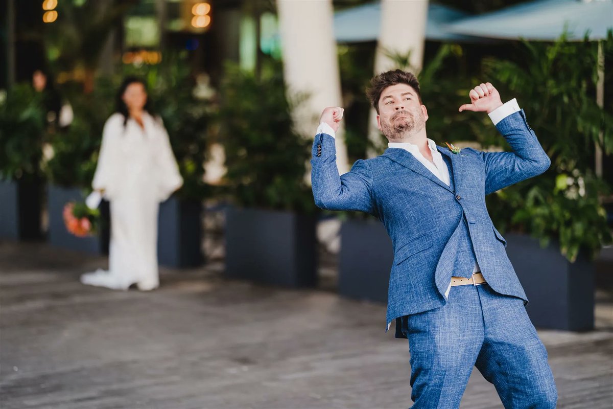 laviestudios's tweet photo. Mr. C's Coconut Grove knows how to host a party! 

You don't want to miss the first look reaction in this post. Swipe and join us in our tears...of laughter. 😂 

#CoconutGroveWedding #MiamiWeddingVibes #IntimateWedding #LaVieStudios_Jose https://t.co/sbO5qZ21m9