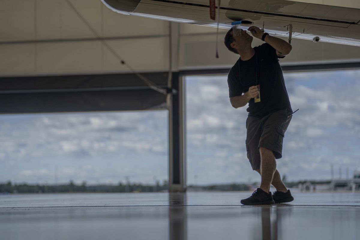 ProStarAviation's tweet photo. "The difference between mediocrity and excellence is attention to detail." 
Sebastian Barbarito

#MechanicMonday #AircraftMaintenance #Aviation #MHT https://t.co/Qyb47HUOYt