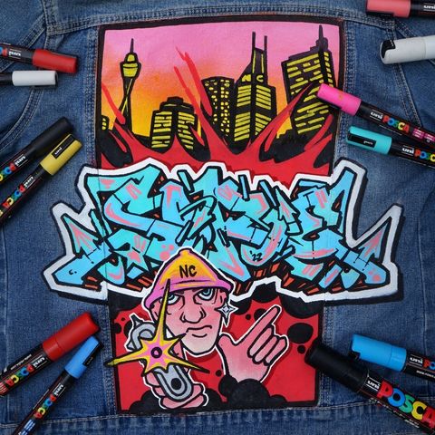 A customisation to fuel your POSCA x denim dreams! Thank you @soroeism for this awesome jacket piece, we love the range of colours used to create the final design! 🤩 🌆 #Graffiti #StreetArt #POSCAgraffiti #POSCAsticker #GraffArt #GraffitiArt #GraffitiArtist