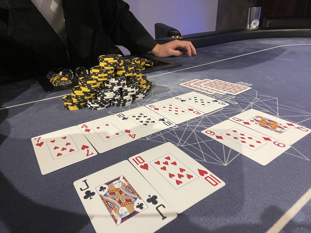 doublepot_k's tweet photo. 12/19(月)Sit&Go🥤
🏆Ten様🏆
🥈ともや様🥈
英語禁止でとても盛り上がってました✨
おめでとうございます🎉
#錦糸町ポーカー #ポーカー #Sitgo https://t.co/rnwxTrbWHd