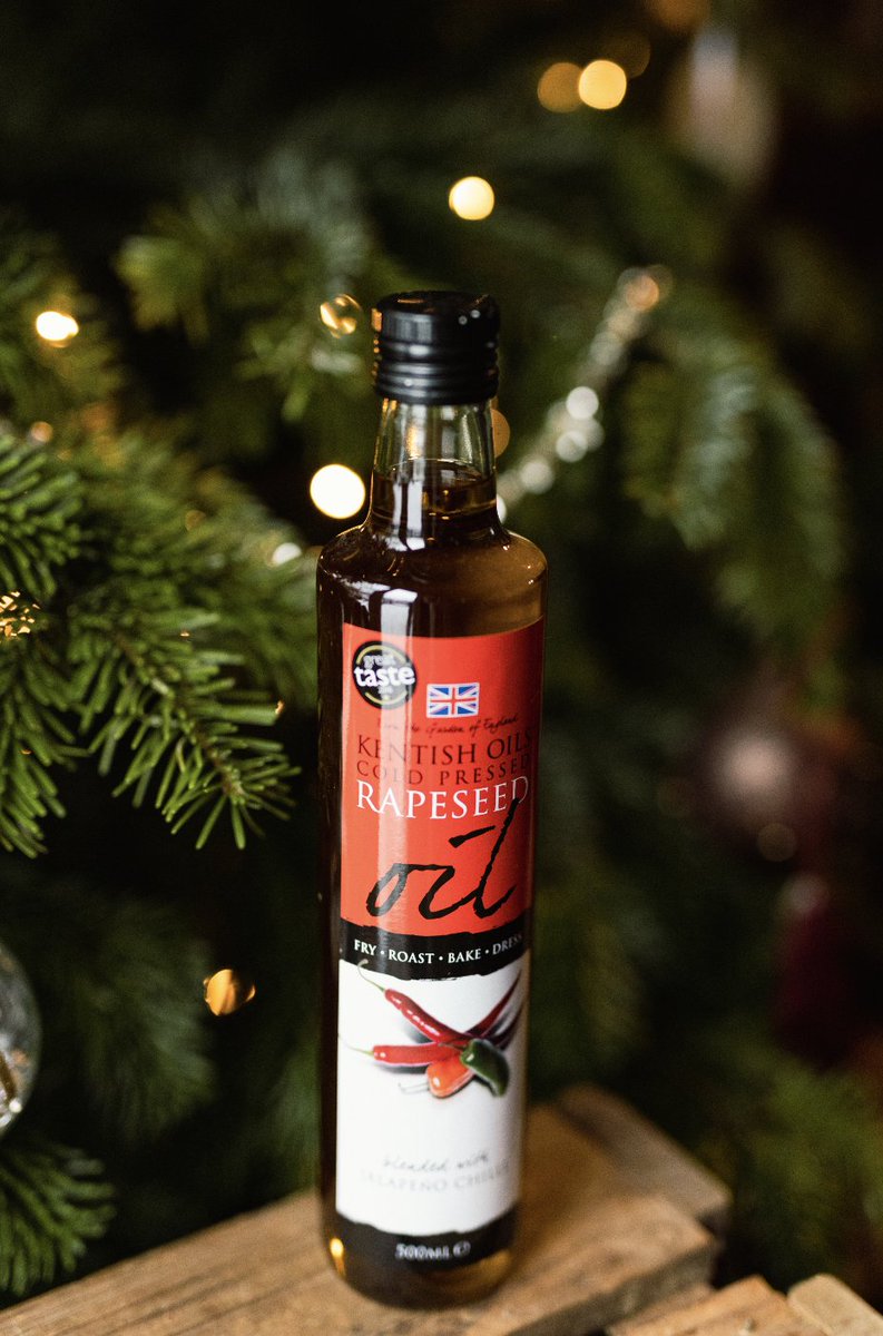 All you need for Christmas is Kentish Oils Cold Pressed Rapeseed Oil blended with chilli.  Add a little heat to your winter warming soups, your Christmas morning omelette or your Boxing Day pizza. This one is a game-changer!