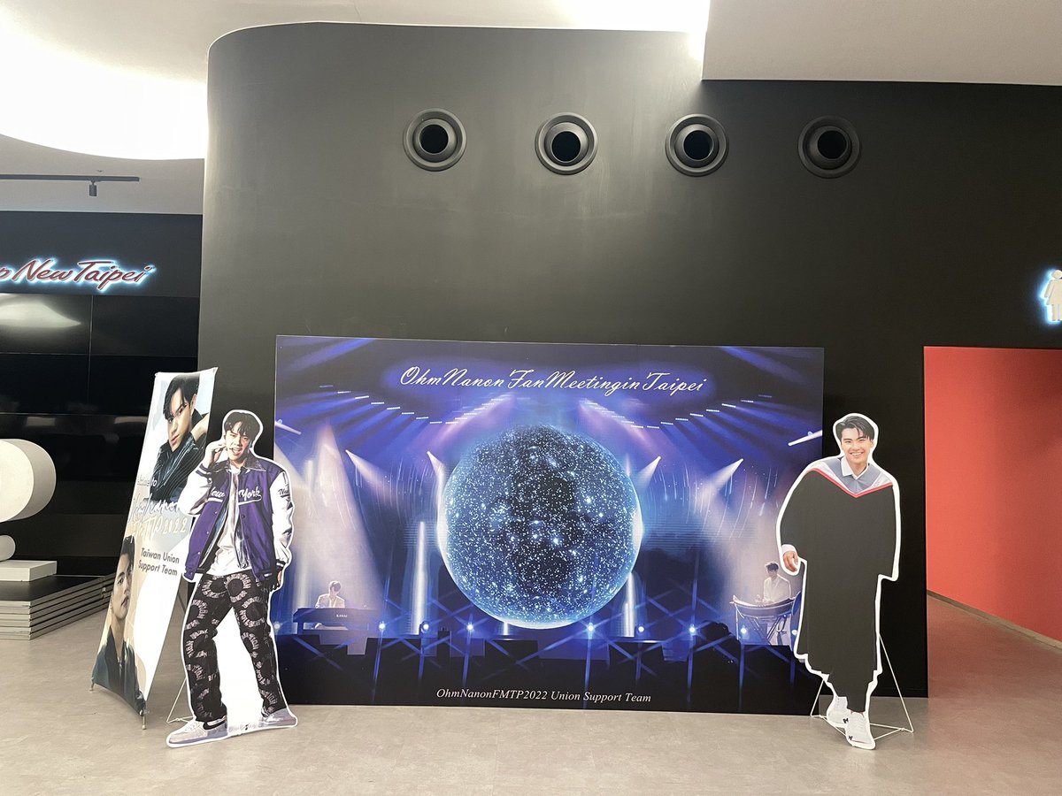 ONFMTPunionSPT's tweet photo. 背板&amp;人形立牌 design by @nanontwfc 
X型展架 design by @ohmnanontwfc 

特別感謝Ohm和Nanon泰站提供照片🙏🏻
Special thanks the official fan club of Ohm&amp;Nanon to provide the photo❤️‍🔥 https://t.co/NiI2BUALrN