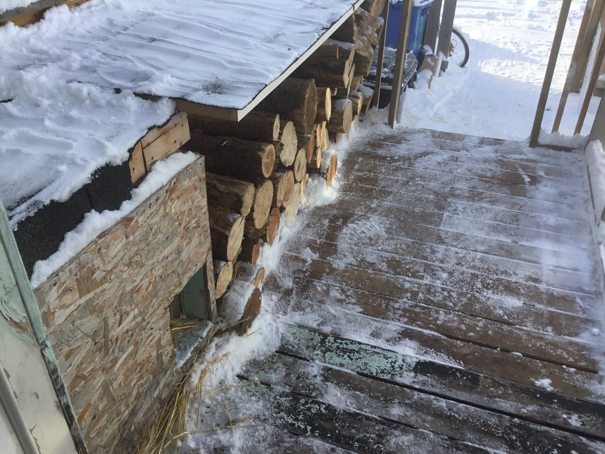 zotfot's tweet photo. Good morning Mr. Mike an da whole Motley Crue HoHoHo, dang cold in Grande Cache, glad i bought a place with a wood stove, give the furnace a break, an my wallet lol, I hope u enjoy your last week, i ask 2 things, the Penguin walk and How fricken old are you!!!!🤣🤣🤣 lol☮️🤙🤙🤙 https://t.co/aqpbr93NhI